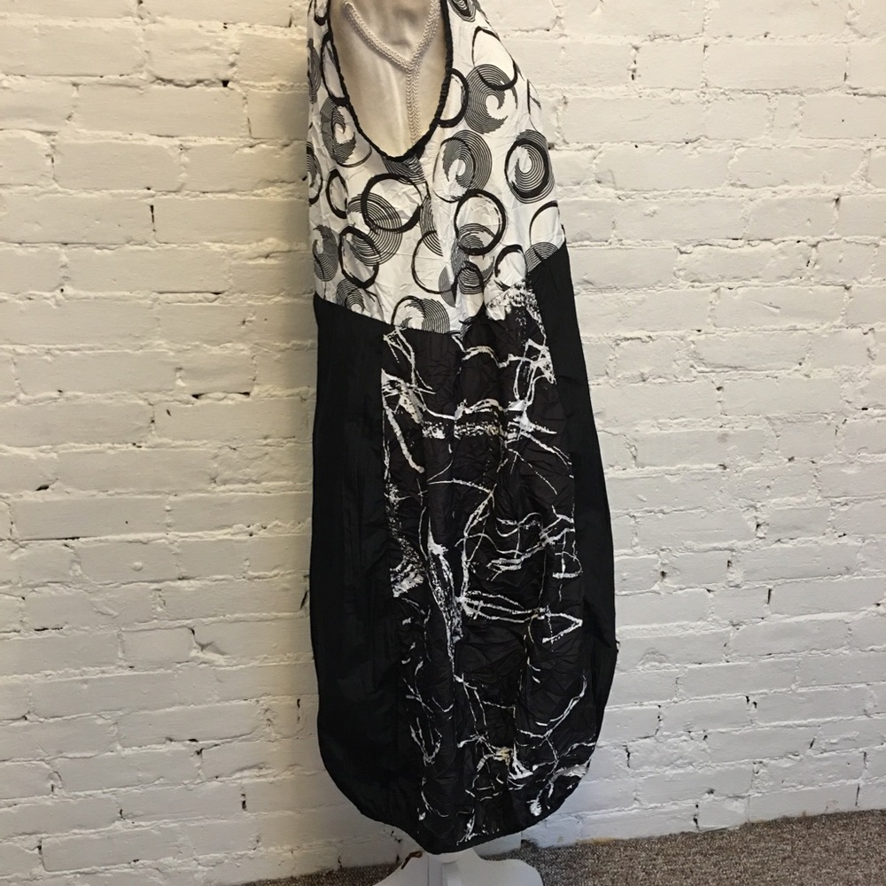 Kozan bubble hem dress graphic print funnel neck small - Picture 4 of 9